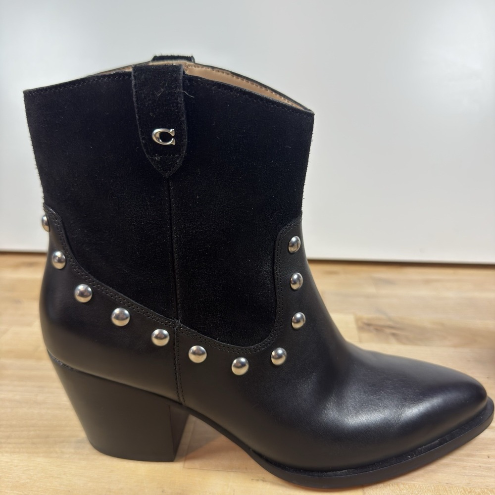 COACH Women's CM600 Black Leather & Suede Studded Ankle Western Boots Size 8B - Picture 11 of 16